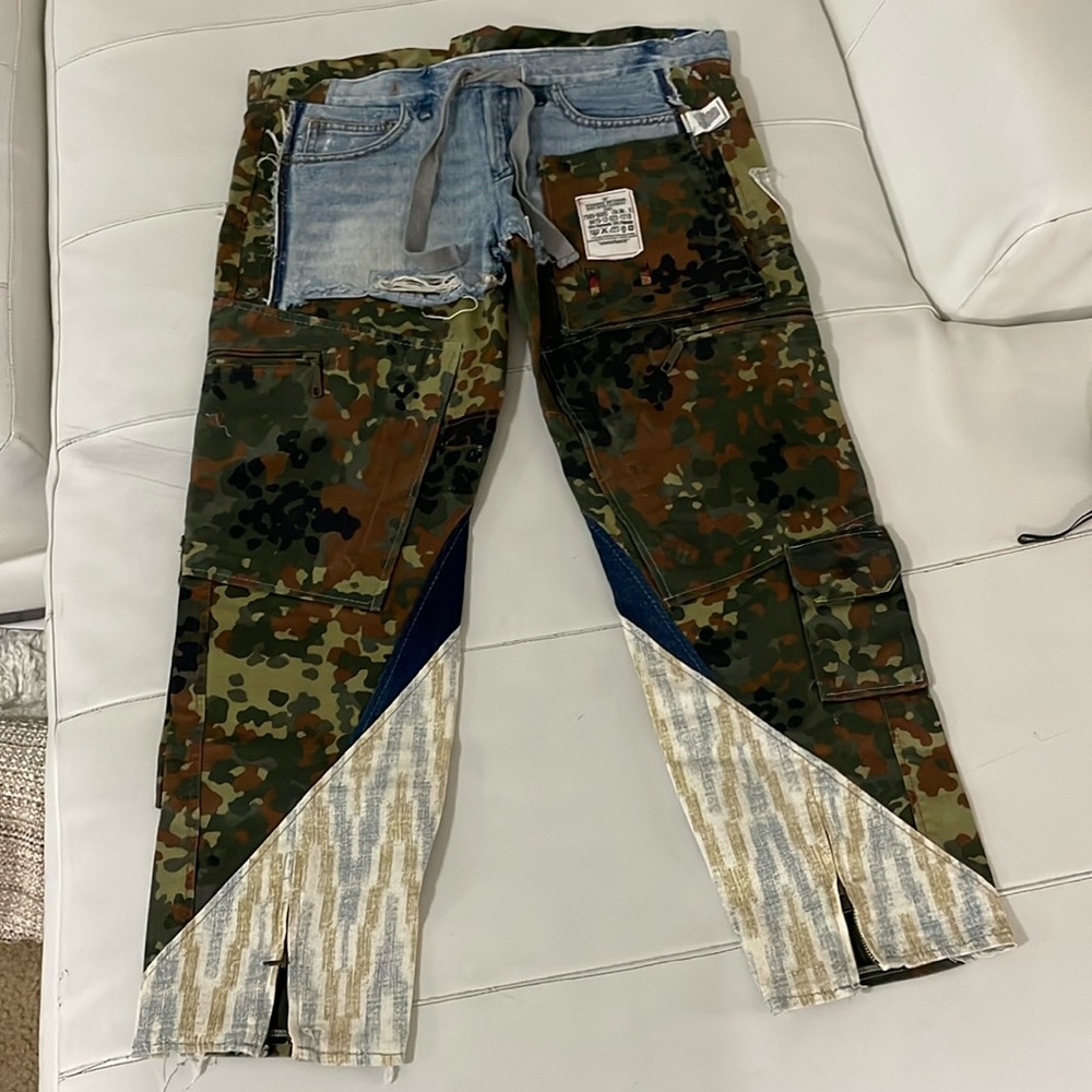 Deconstructed distressed patchwork handmade low rise camo jeans pants small